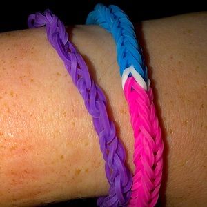 custom rubber band bracelet